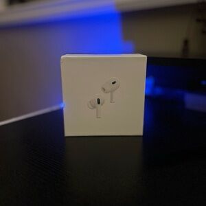 AirPods Pro 2nd Generation with USB C Charging Case (White)